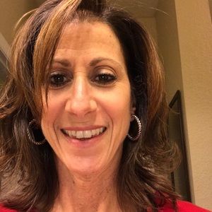 Meet your Posher, Joann